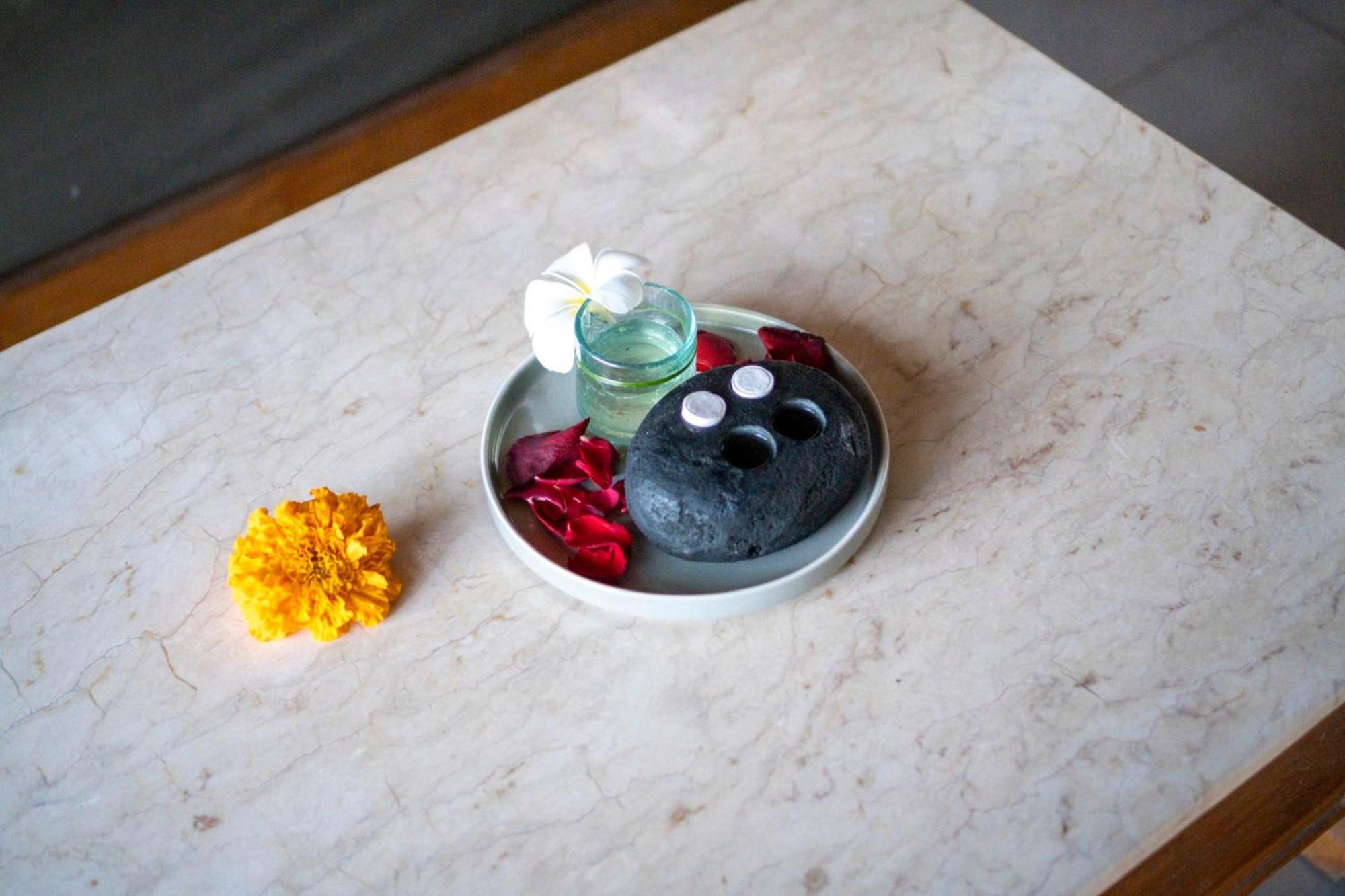 Seminyak Sanctuary Villa By Ini Vie Hospitality Legian Εξωτερικό φωτογραφία